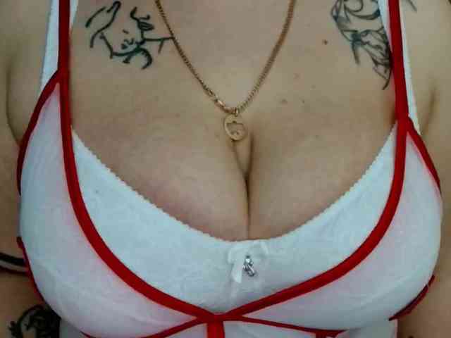 Leilabeayte24 webcam