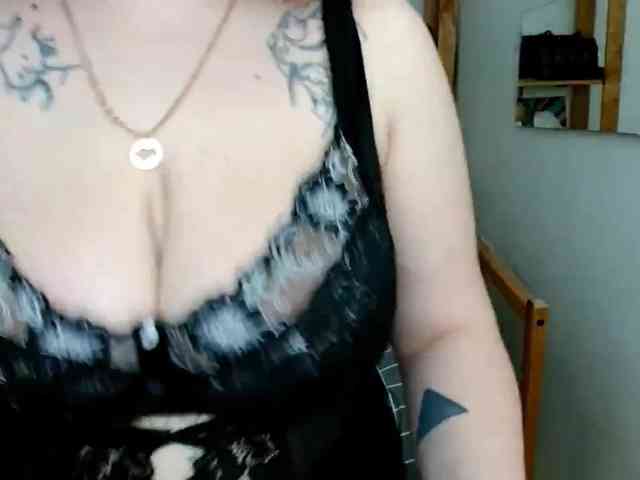 Leilabeayte24 webcam