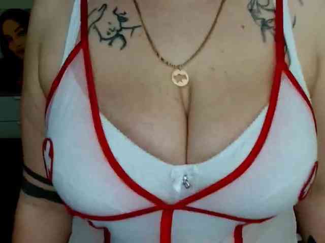 Leilabeayte24 webcam