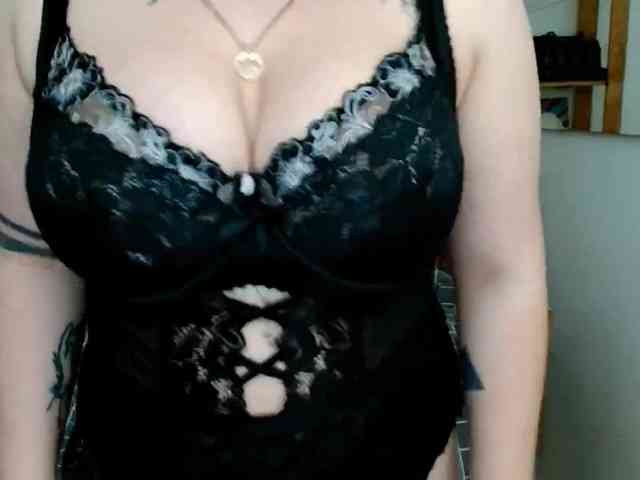 Leilabeayte24 webcam