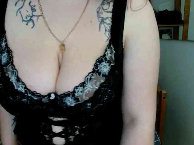 Leilabeayte24 webcam