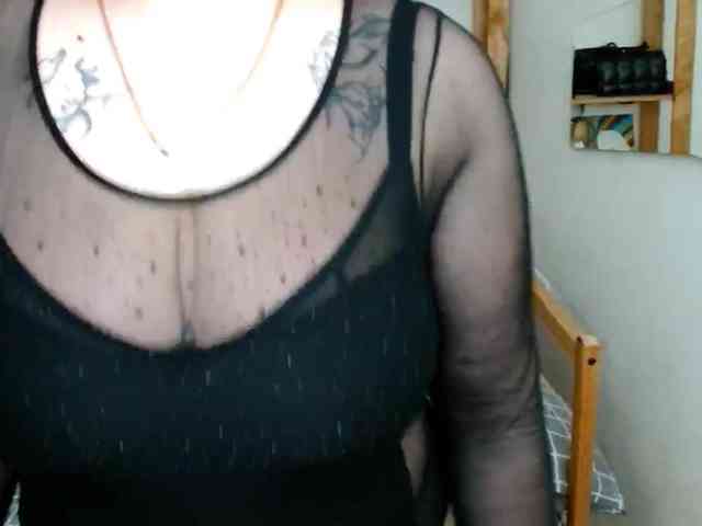 Leilabeayte24 webcam