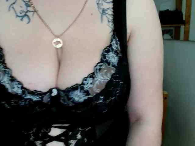 Leilabeayte24 webcam
