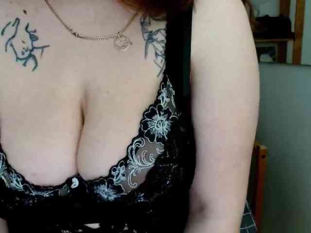 Leilabeayte24 webcam