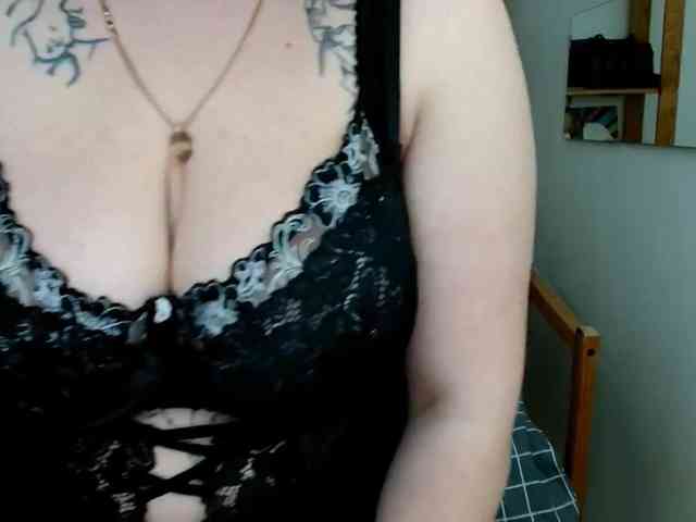 Leilabeayte24 webcam