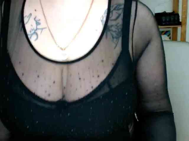 Leilabeayte24 webcam