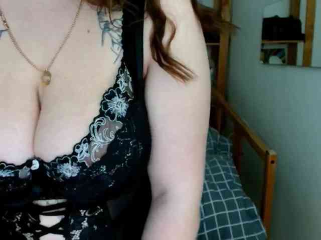 Leilabeayte24 webcam