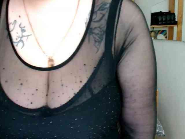 Leilabeayte24 webcam