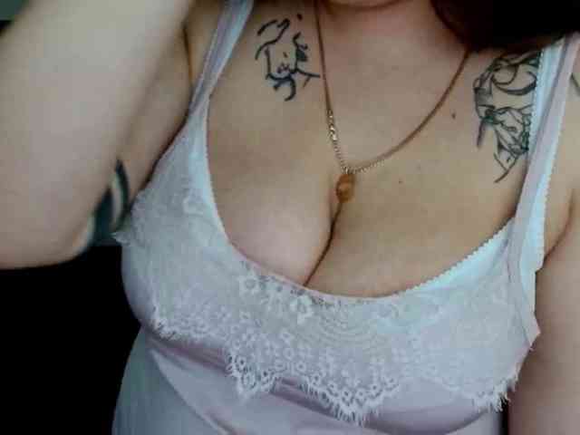 Leilabeayte24 webcam