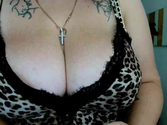 Leilabeayte24 webcam