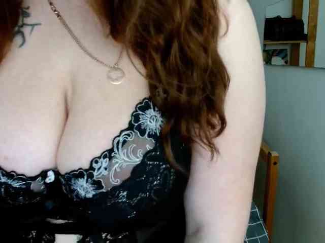 Leilabeayte24 webcam