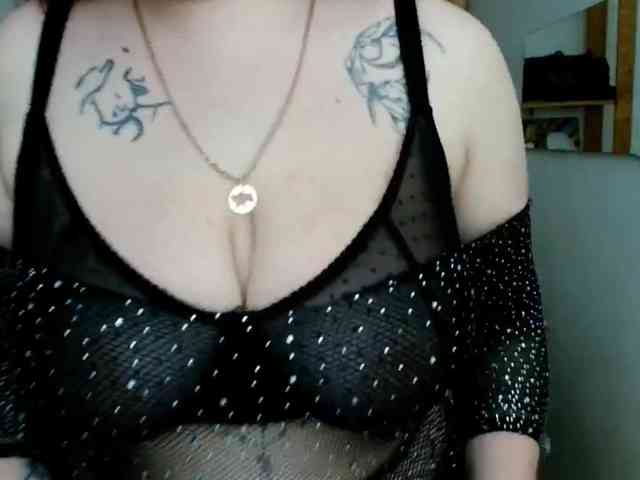 Leilabeayte24 webcam