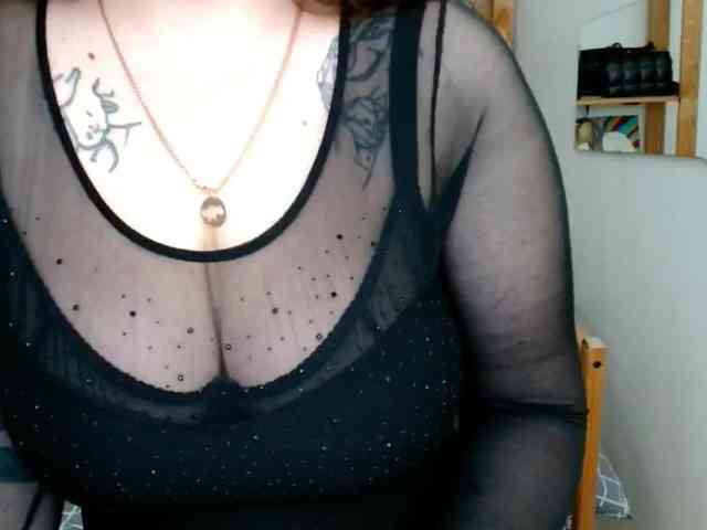 Leilabeayte24 webcam