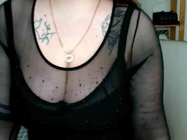 Leilabeayte24 webcam