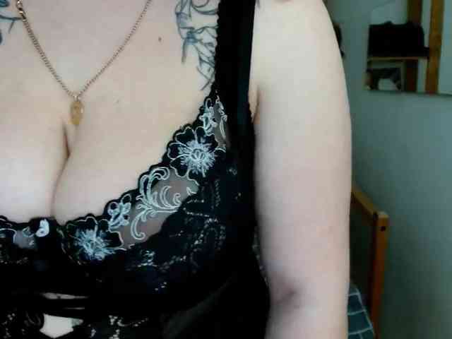 Leilabeayte24 webcam