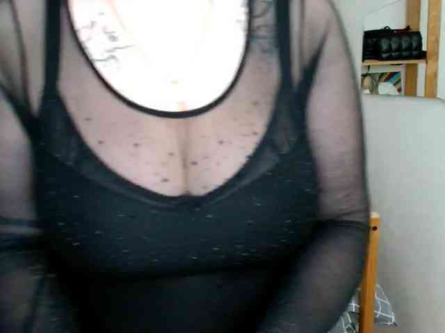 Leilabeayte24 webcam