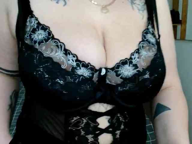 Leilabeayte24 webcam