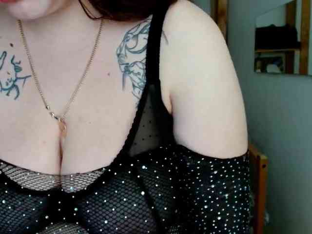 Leilabeayte24 webcam
