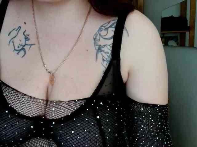 Leilabeayte24 webcam