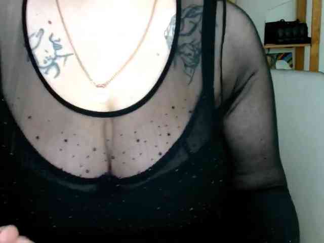Leilabeayte24 webcam