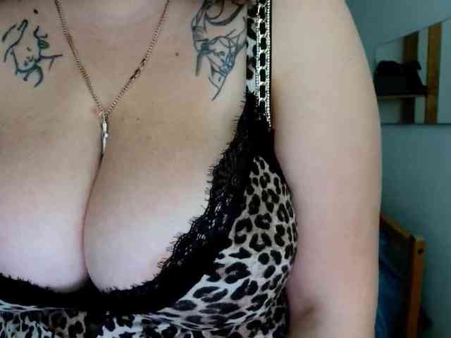 Leilabeayte24 webcam