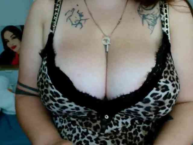 Leilabeayte24 webcam