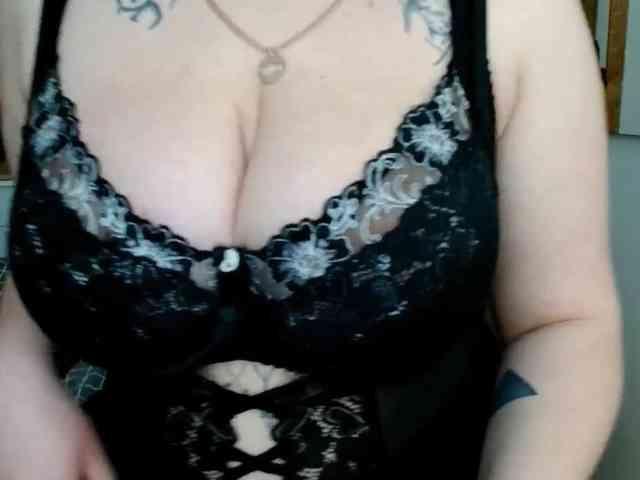 Leilabeayte24 webcam