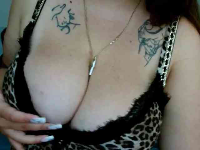 Leilabeayte24 webcam