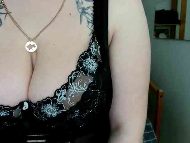 Leilabeayte24 webcam
