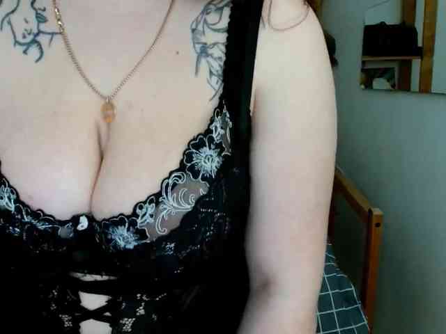 Leilabeayte24 webcam