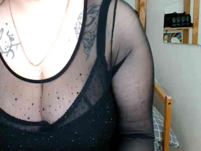 Leilabeayte24 webcam