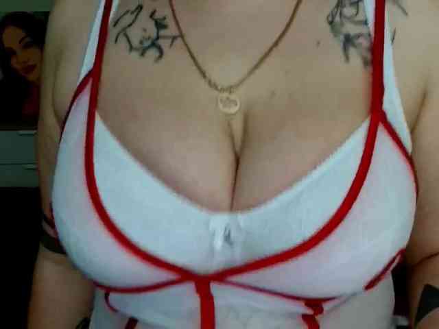 Leilabeayte24 webcam