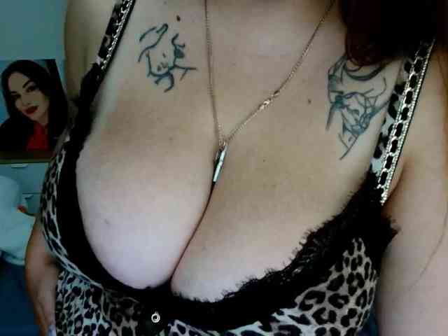 Leilabeayte24 webcam