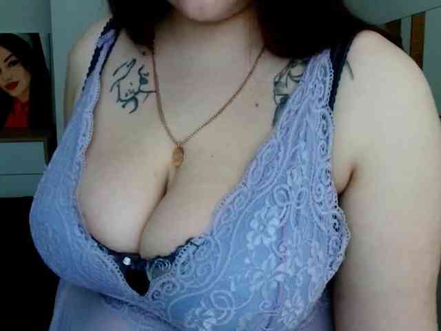 Leilabeayte24 Live Webcam on BongaCams