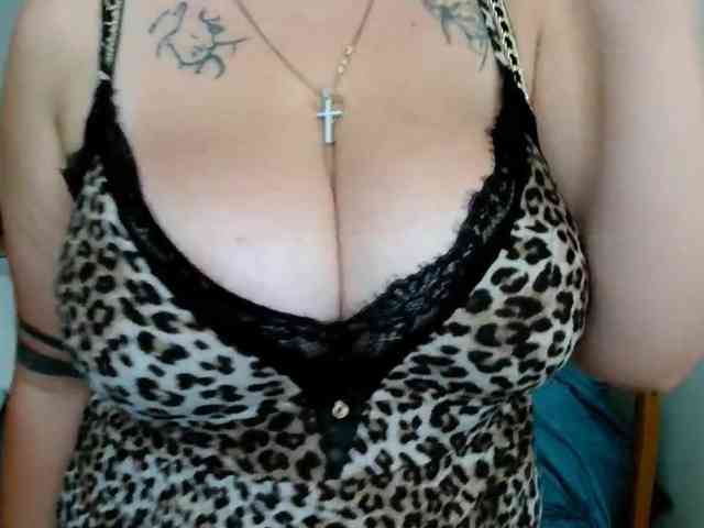 Leilabeayte24 webcam