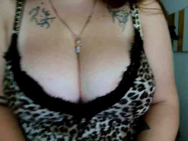 Leilabeayte24 webcam