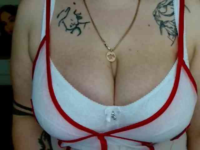 Leilabeayte24 webcam