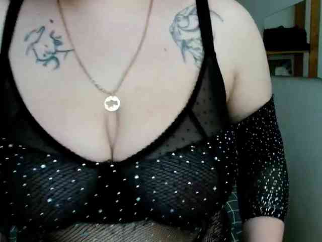 Leilabeayte24 webcam
