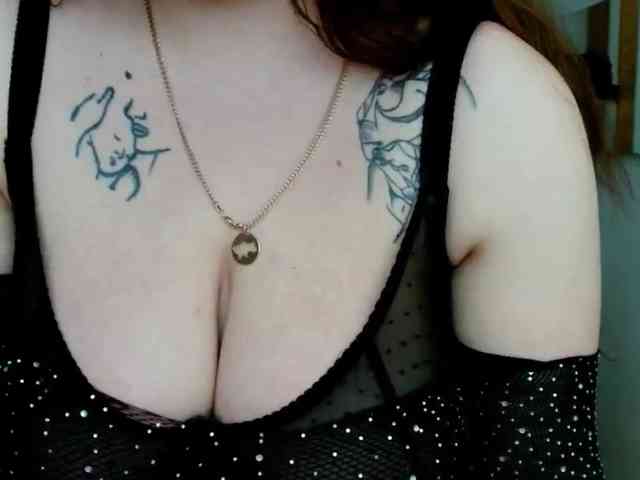Leilabeayte24 webcam