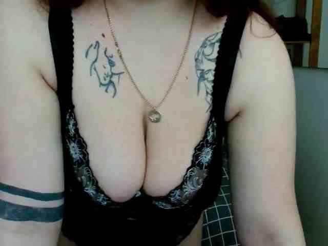 Leilabeayte24 webcam