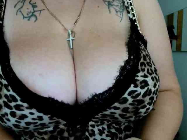 Leilabeayte24 webcam