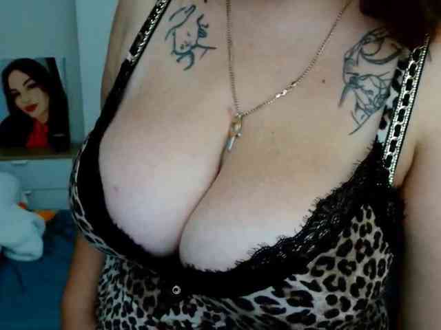 Model: Leilabeayte24