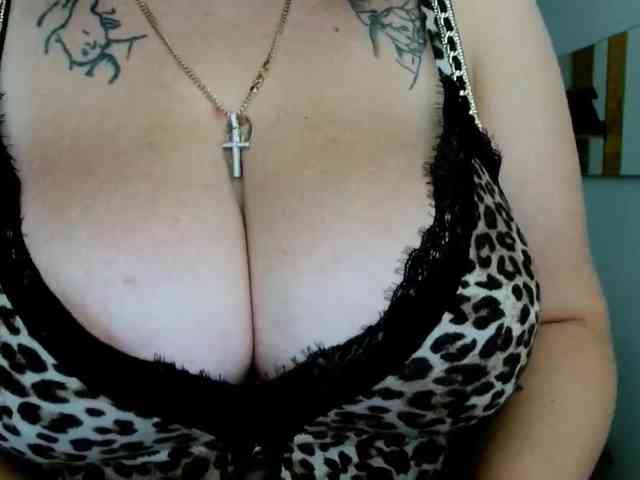 Leilabeayte24 webcam