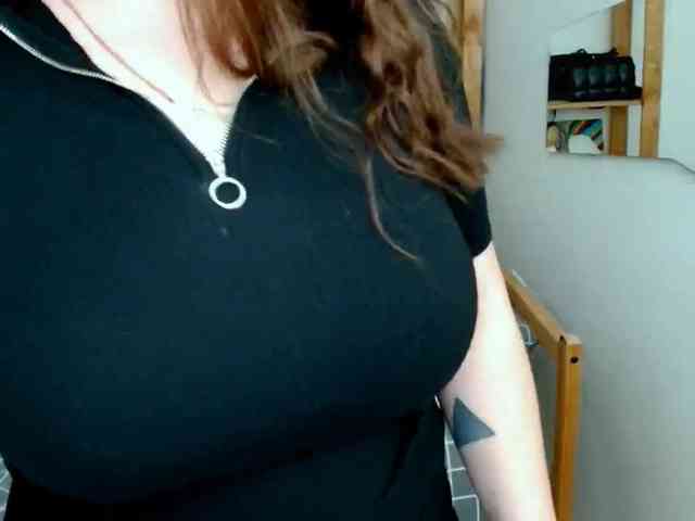 Leilabeayte24 webcam