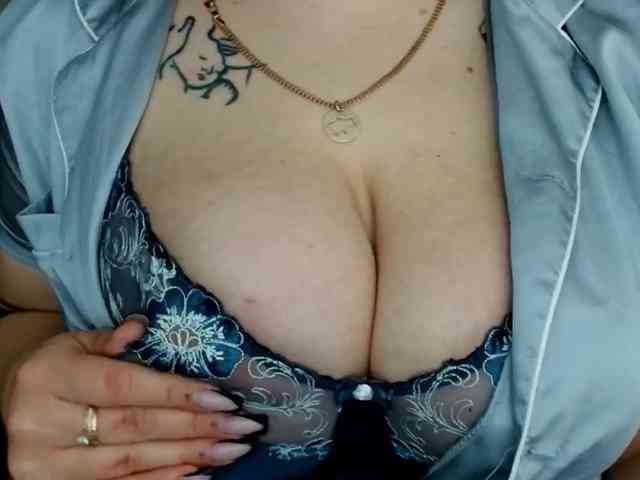 Leilabeayte24 webcam