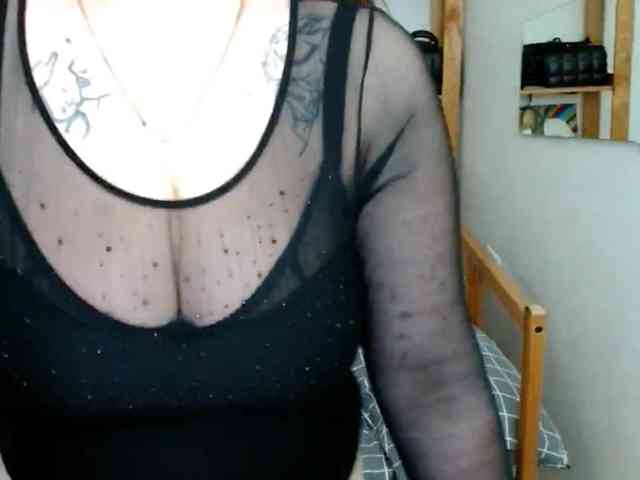 Leilabeayte24 webcam