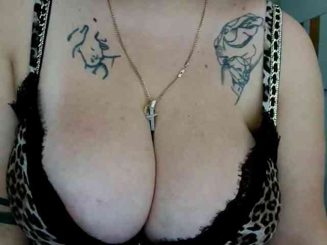 Leilabeayte24 webcam