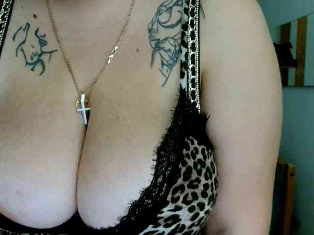 Leilabeayte24 webcam