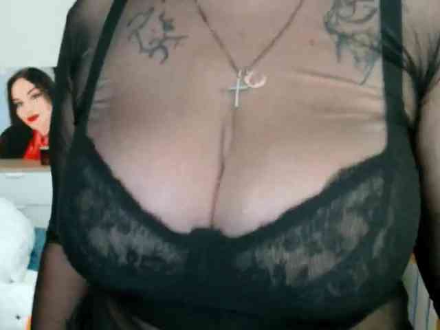 Leilabeayte24 webcam