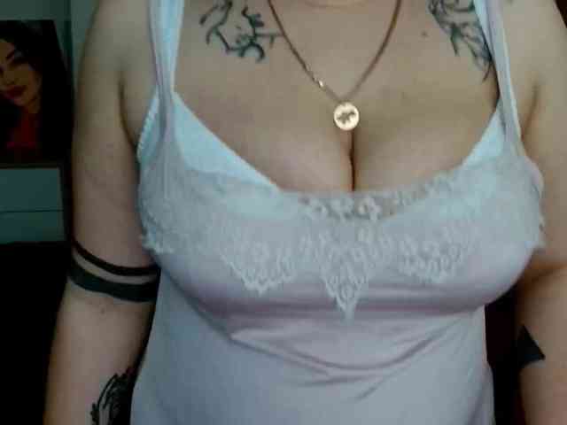 Leilabeayte24 webcam